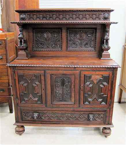 Appraisal: GEORGIAN CARVED OAK BUFFET English th century Dimensions ''H x