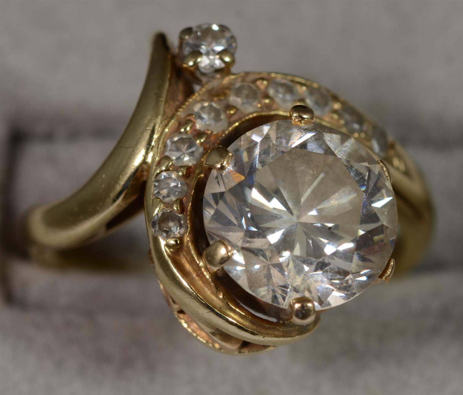 Appraisal: K Yellow Gold swirl and bypass shank diamond engagement ring