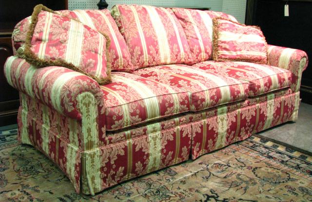 Appraisal: Henredon Sofa '' long and Loveseat '' long in traditional