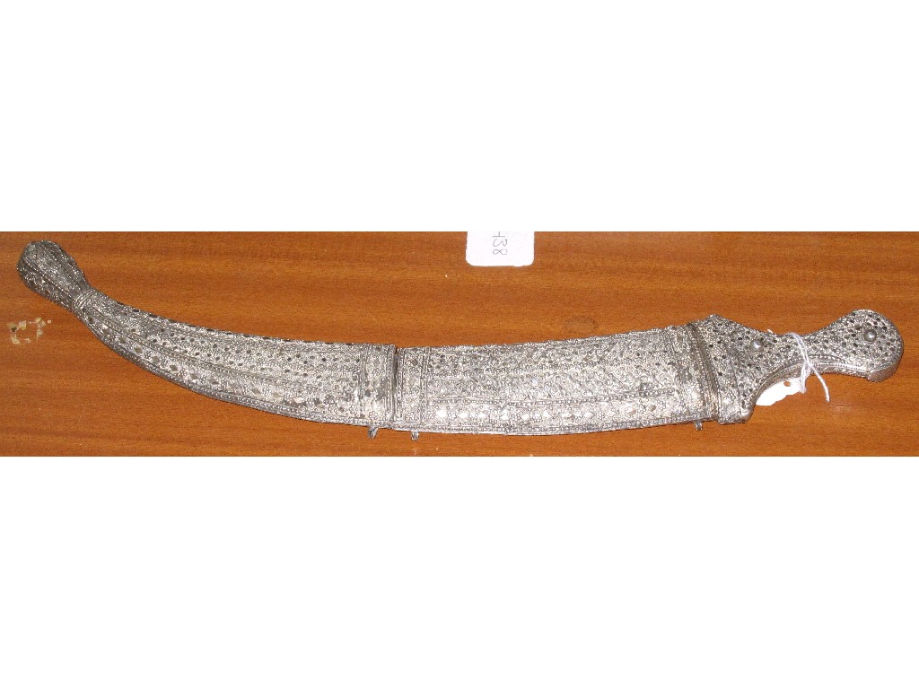 Appraisal: Eastern dagger in sheath