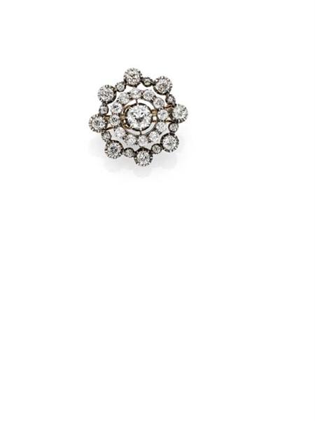 Appraisal: A Victorian diamond set brooch of open shaped circular design