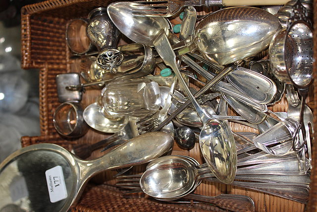 Appraisal: A QUANTITY OF VARIOUS MISCELLANEOUS SILVER ITEMS to include a