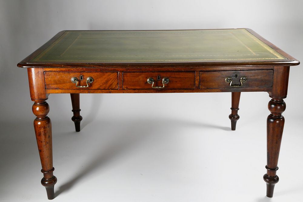 Appraisal: English Mahogany Leather Top Library Table circa English Mahogany Leather