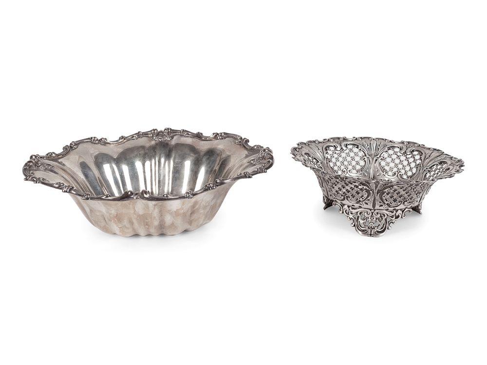 Appraisal: Two American Silver Bowls Diameter of larger inches Two American