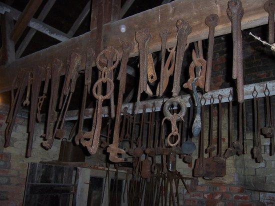 Appraisal: A quantity of large spanners pegs pulley blocks etc