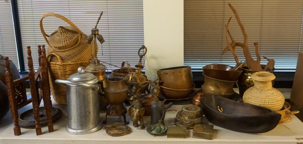 Appraisal: GROUP OF ASSORTED METAL AND BASKETSGroup of Assorted Metal and