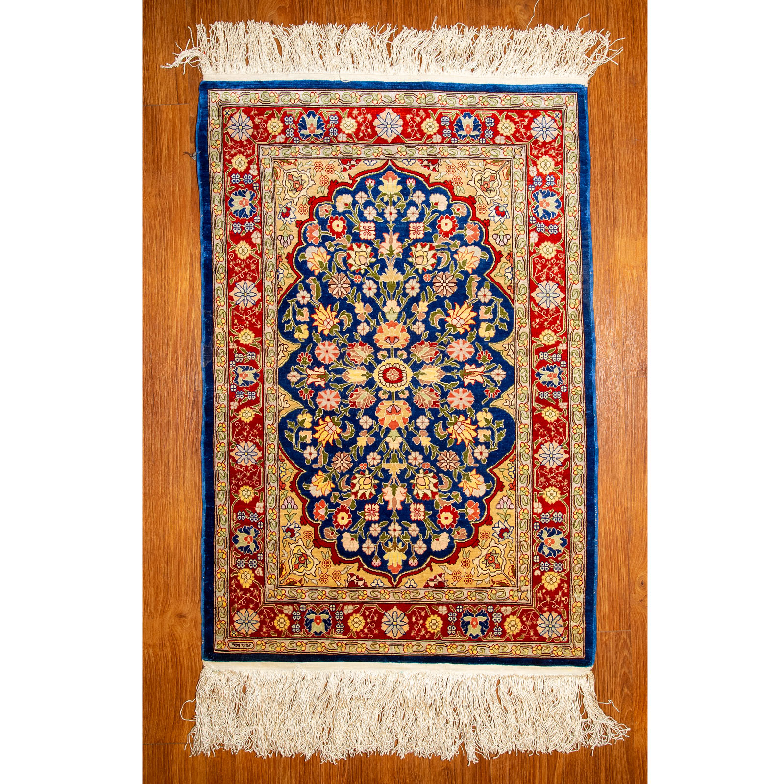 Appraisal: SILK HEREKE RUG TURKEY X Fourth quarter- th century hand-knotted