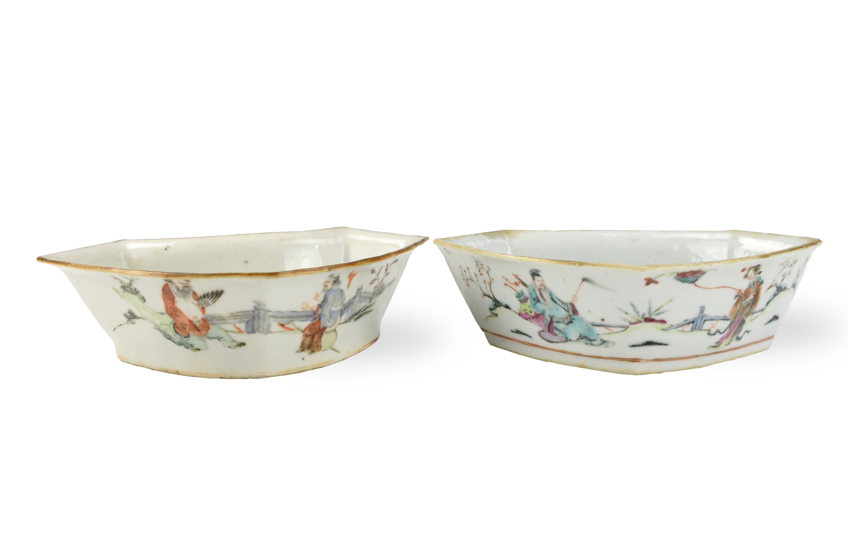 Appraisal: TWO CHINESE FAMILLE ROSE BOWLS W FIGURES TH C Chinese