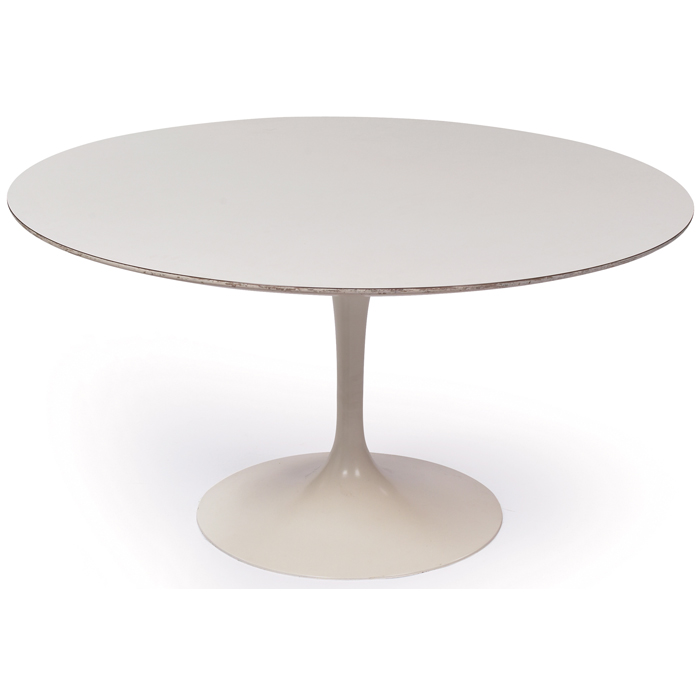 Appraisal: Eero Saarinen dining table by Knoll s round top with