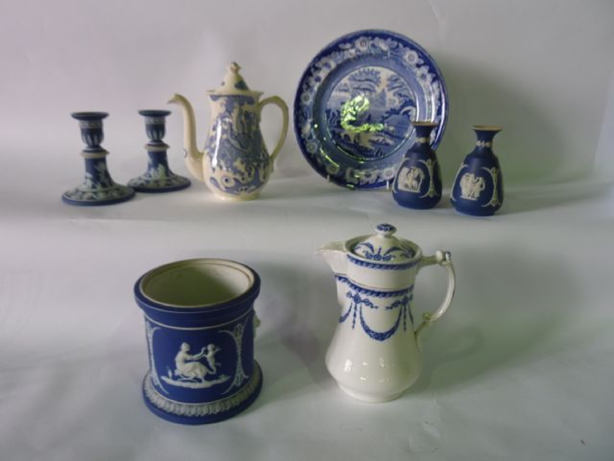 Appraisal: A collection of Royal Worcester Regency ware Blue Dragon pattern