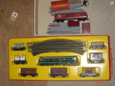 Appraisal: Triang Freight Master train set with Bush diesel locomotive and