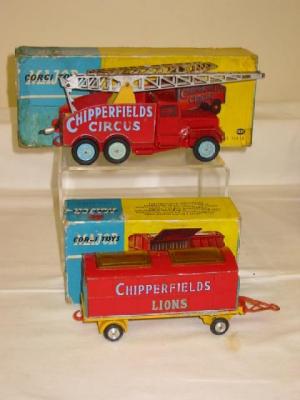 Appraisal: Chipperfields Circus Crane Truck Circus Animal Cage with two polar