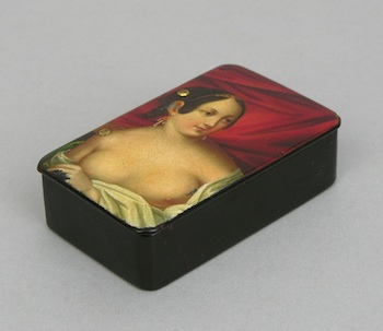 Appraisal: An Antique Papier Mache Naughty Snuff Box An antique papier