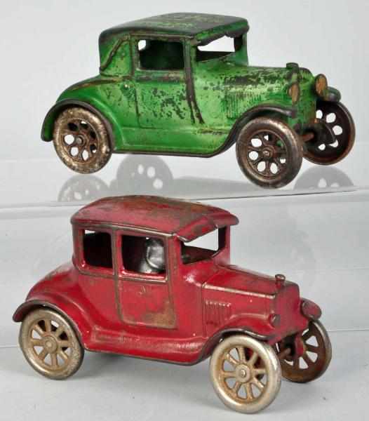 Appraisal: Lot of Cast Iron Kilgore Arcade Coupe Toys American Both