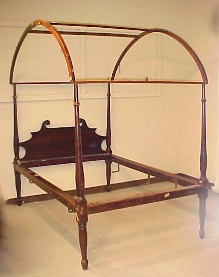 Appraisal: Sheraton tester bedstead early th C cherry arched tester rests