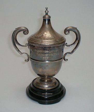 Appraisal: An Edward VII silver two-handled trophy cup and cover with