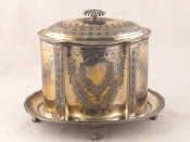 Appraisal: A Victorian silver plated shaped oval biscuit barrel on integral