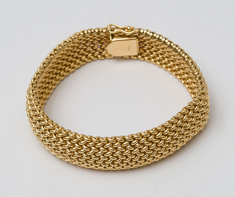 Appraisal: K GOLD MESH BRACELET Stamped ' k' and with makers