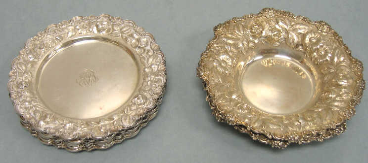 Appraisal: STIEFF STERLING SILVER BREAD PLATES AND BOWLS Shaped rims chased