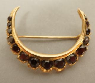 Appraisal: K Gold Crescent Pin w Bohemian Garnets K Gold Crescent