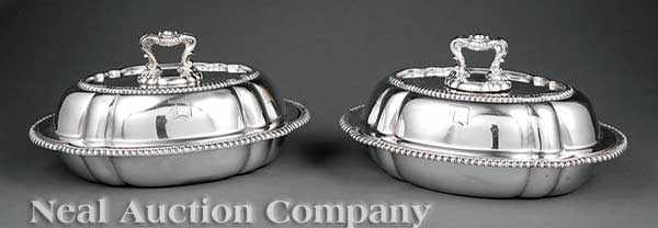 Appraisal: A Pair of Gorham Silverplate Entree Dishes shaped oval with