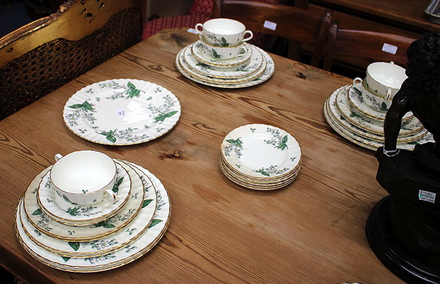 Appraisal: A ROYAL WORCESTER VALENCIA PATTERNED DINNER SERVICE