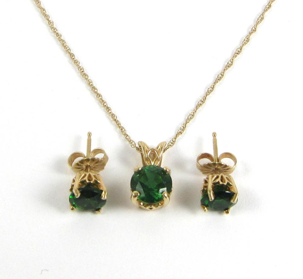 Appraisal: CHROME TOURMALINE PENDANT NECKLACE AND EAR STUD SET including a