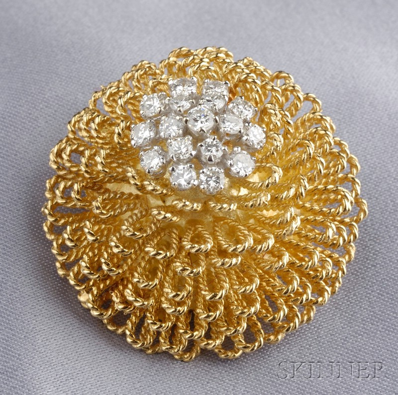 Appraisal: kt Gold and Diamond Brooch the wirework form centering a