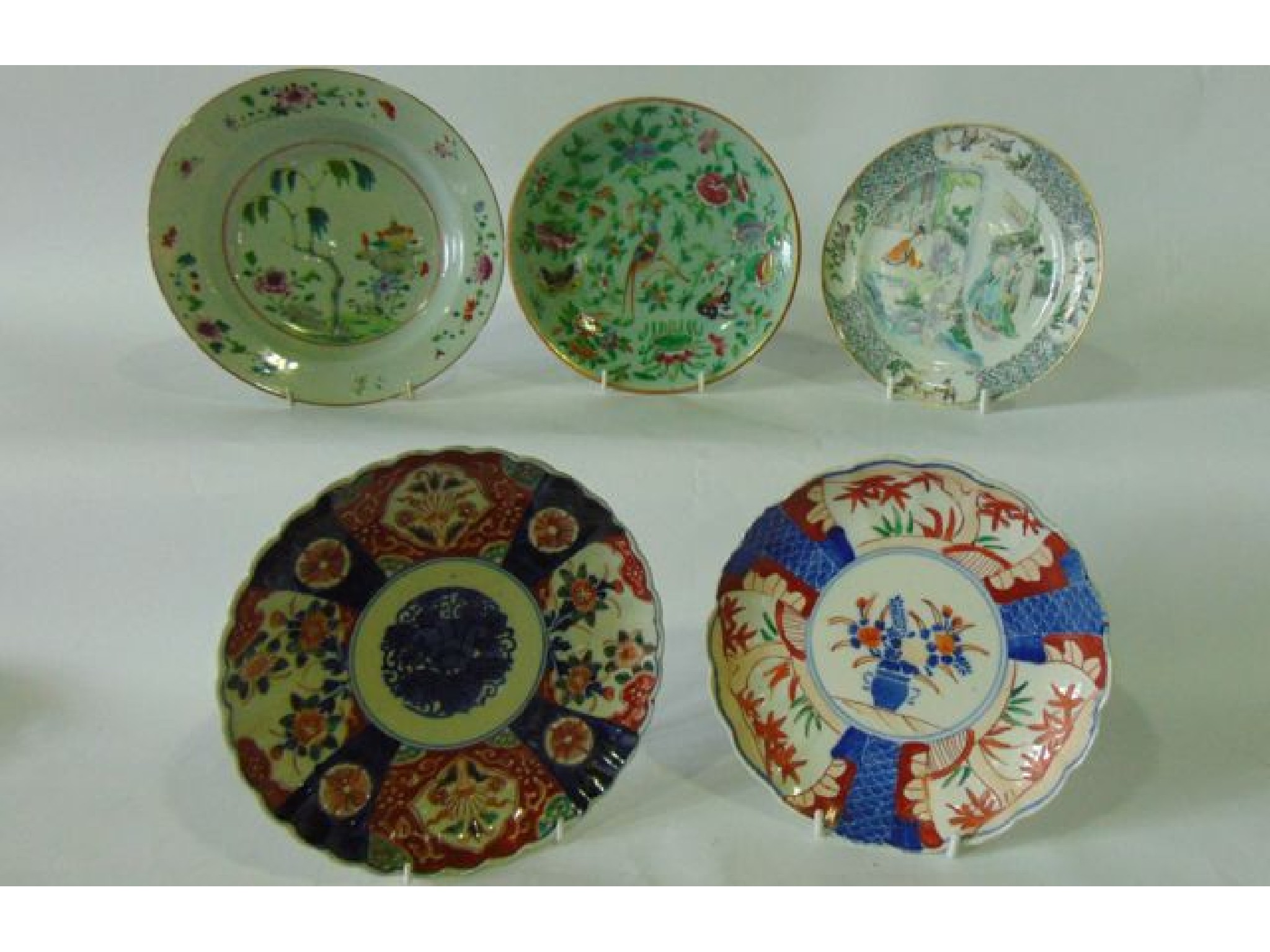 Appraisal: A collection of th century and other oriental ceramic plates