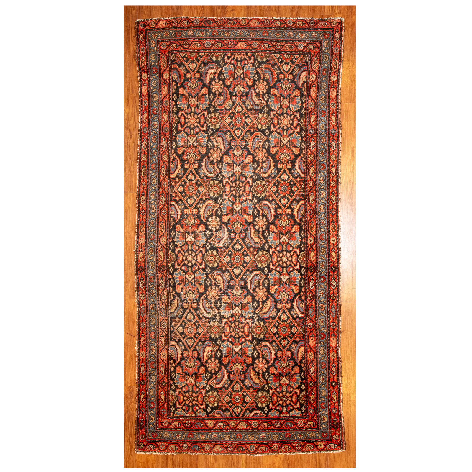 Appraisal: SEMI-ANTIQUE SULTANABAD RUG PERSIA X Second quarter- th century hand-knotted