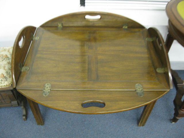 Appraisal: Mahogany Butlers Tray on Stand coffee table size X X