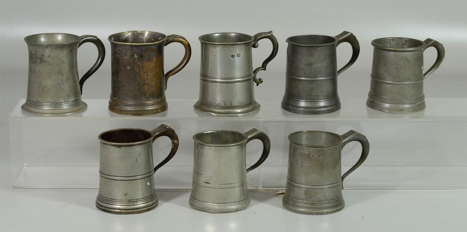 Appraisal: Assorted th C pewter mugs tallest -