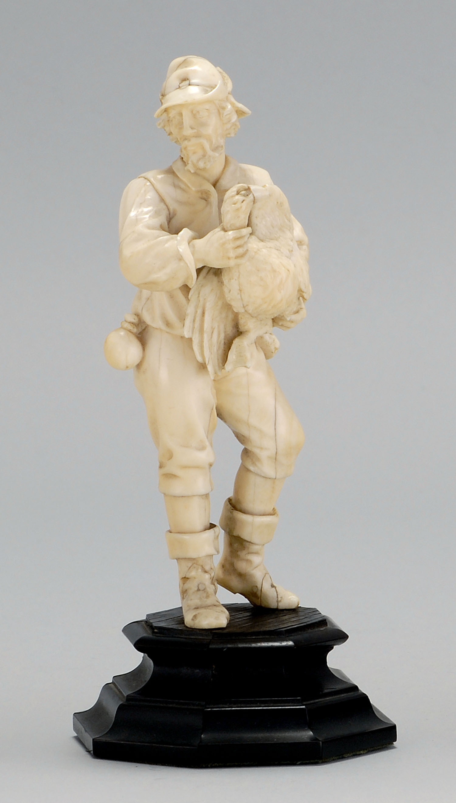 Appraisal: CONTINENTAL IVORY FIGURE th CenturyIn the form of a hunter