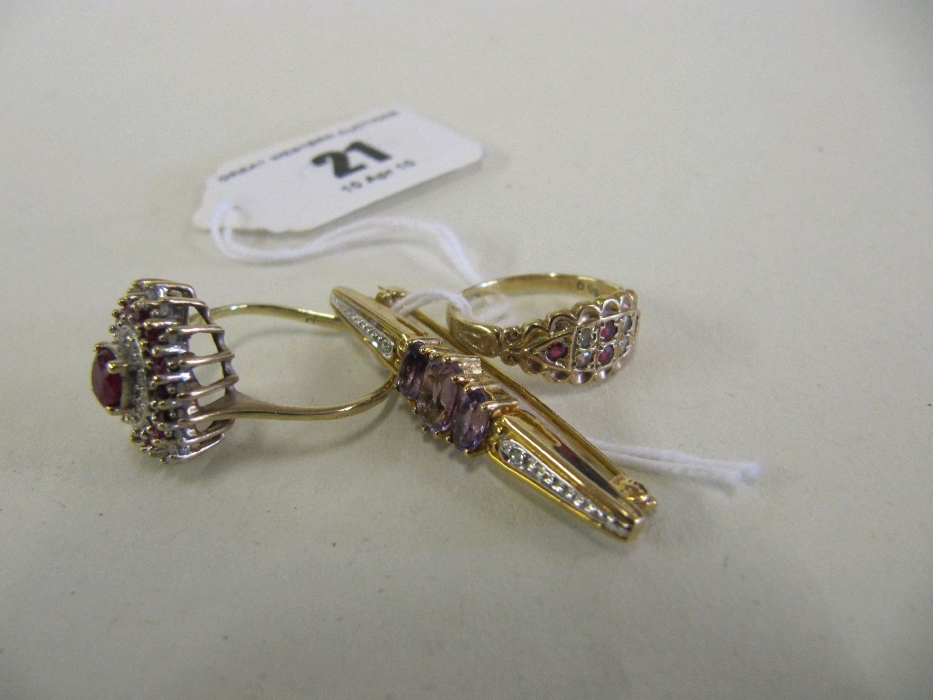 Appraisal: Lot comprising ct gold amethyst and diamond set bar brooch