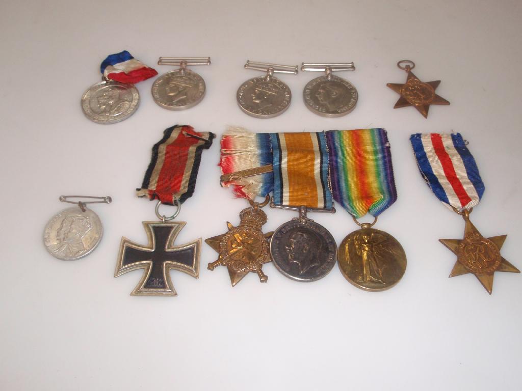 Appraisal: A selection of WWII general service medals