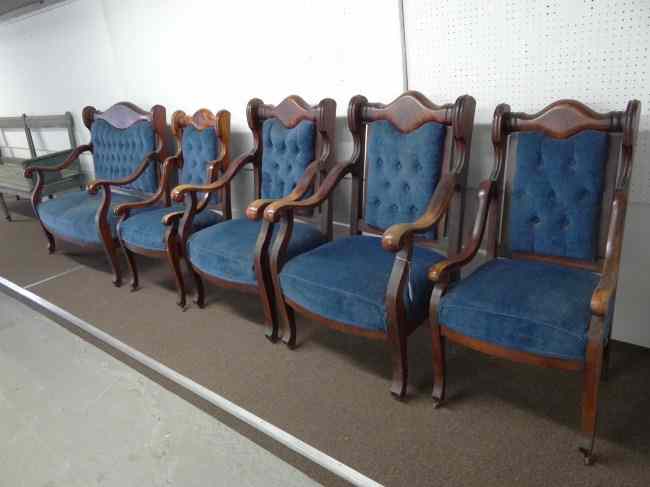 Appraisal: Five piece Victorian parlor set including four chairs and settee