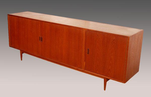 Appraisal: ARNE VODDER DANISH MODERN SIDEBOARD WITH TAMBOUR DOORS Teak sideboard