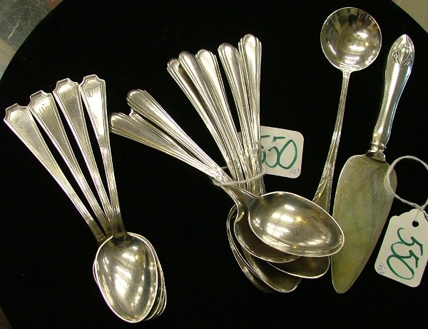 Appraisal: AMERICAN STERLING SILVER FLATWARE pieces including Towle teaspoons in the