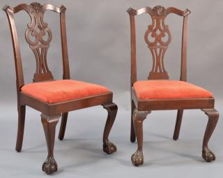 Appraisal: Pair of Chippendale mahogany side chairs with pierced carved backs