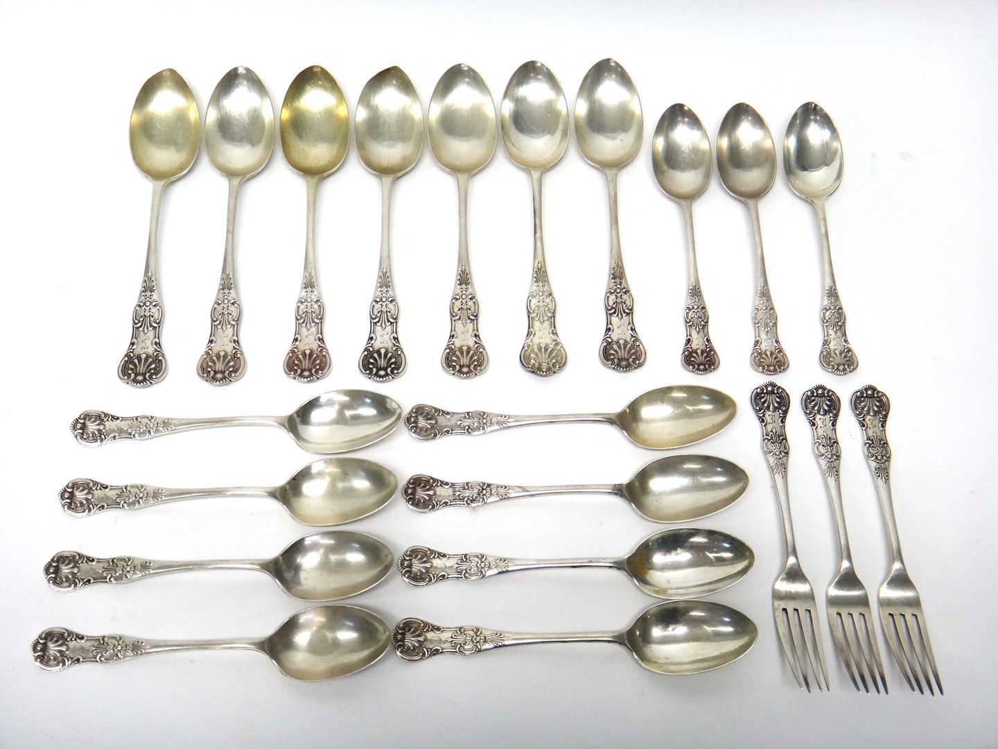 Appraisal: Silver single struck stylised Kings pattern late Victorian table flatware