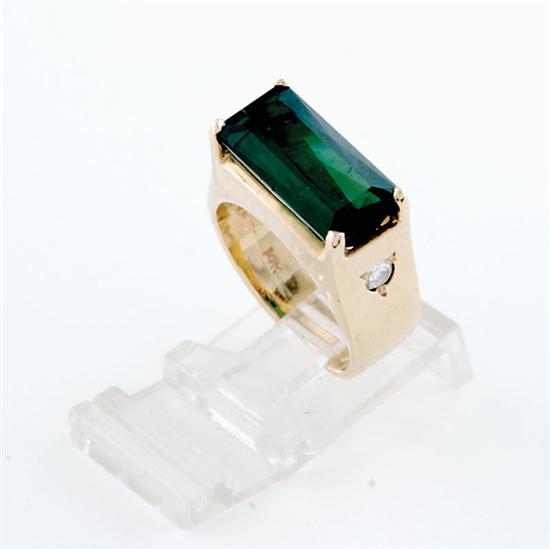 Appraisal: Tourmaline ring green baguette tourmaline flanked by two round diamonds