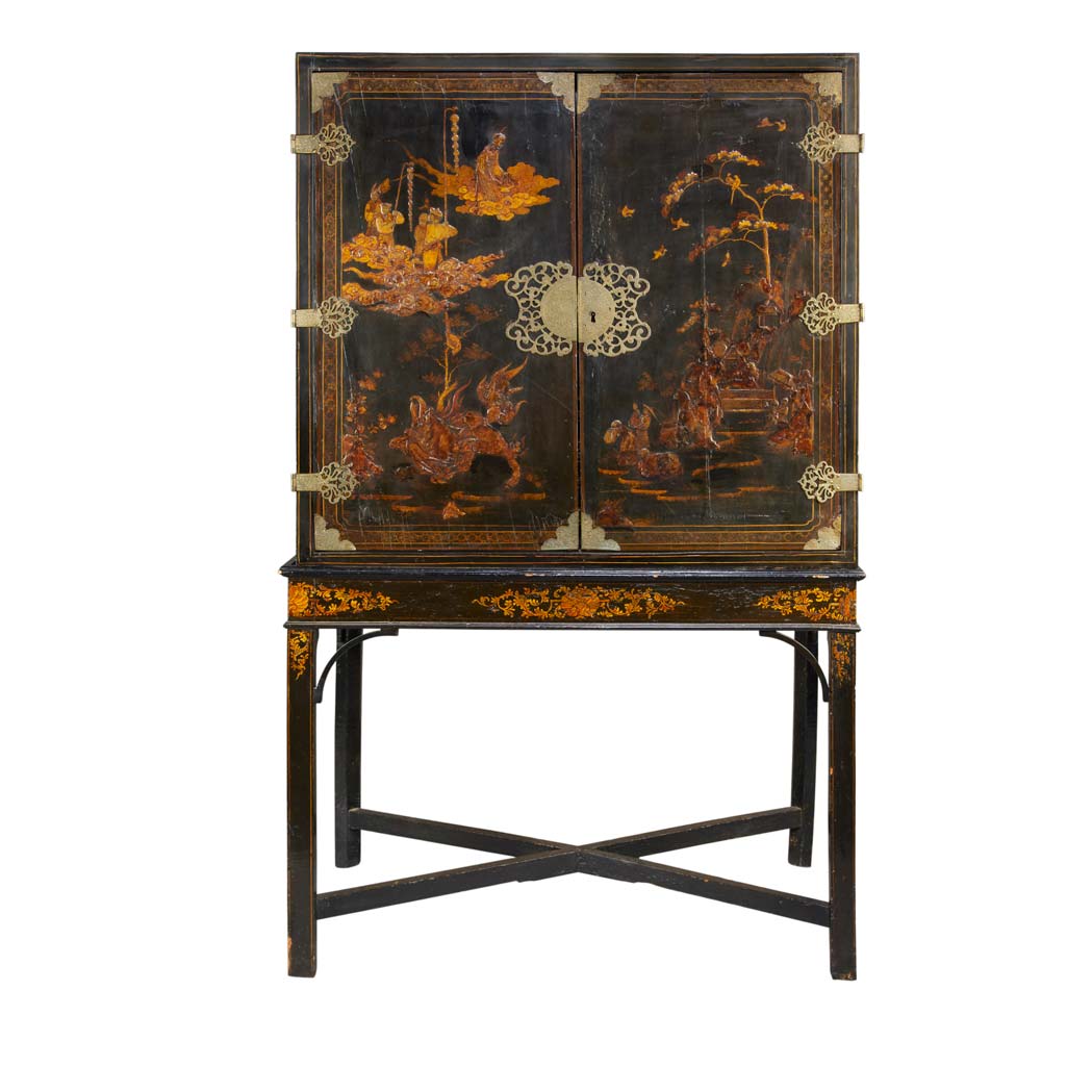 Appraisal: Continental Lacquer Cabinet on Stand th th Century The rectangular