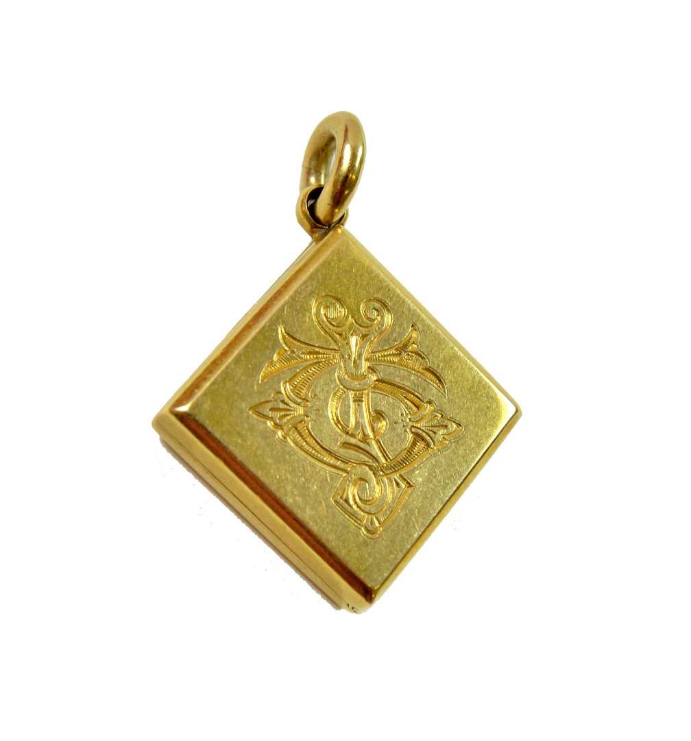 Appraisal: A Victorian ct yellow gold square pendant locket Birmingham with