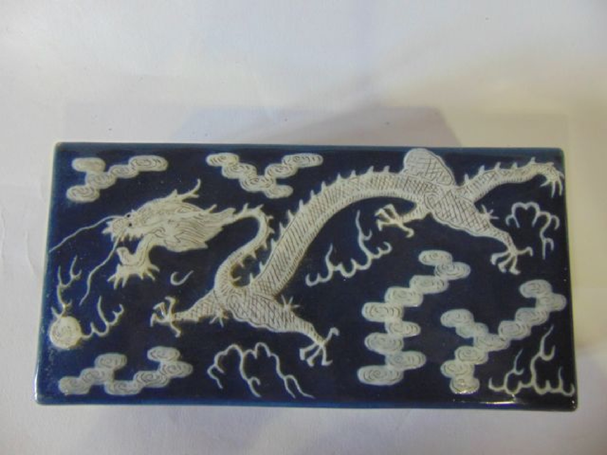 Appraisal: A th century oriental two sectional box and cover of