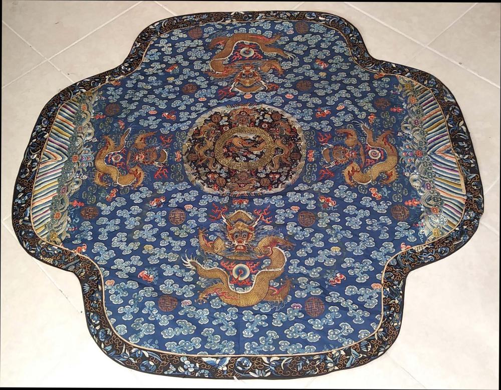 Appraisal: CHINESE TH CENTURY SILK WITR GOLD THREAD ALTAR COVERDecorated with