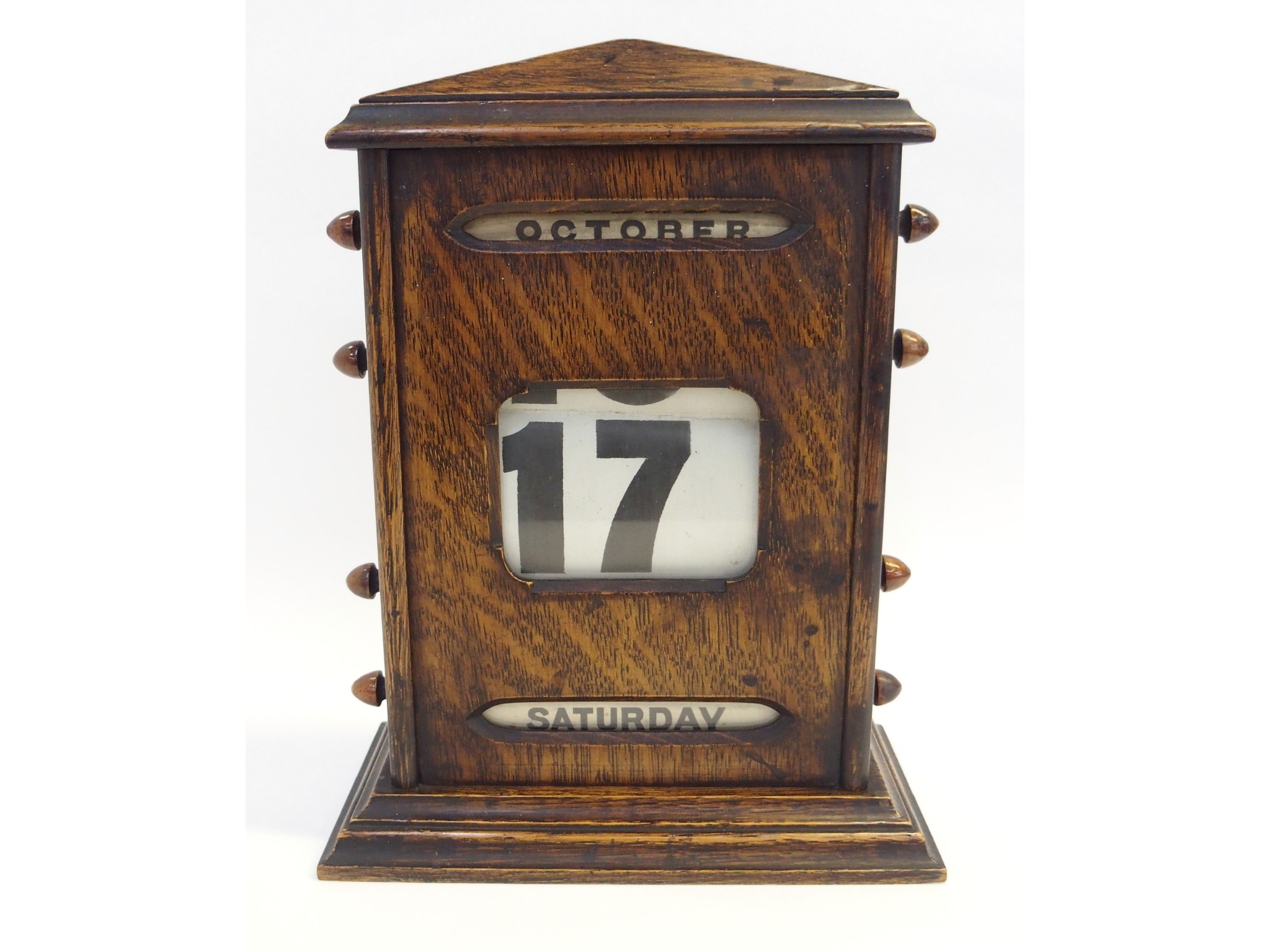 Appraisal: Vintage oak desk calendar