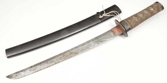 Appraisal: A TH CENTURY JAPANESE TANTO with gilt copper inlaid iron