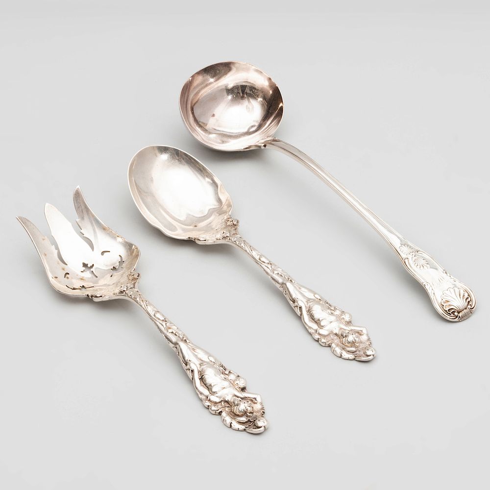 Appraisal: Pair of Reed Barton Silver Servers in the 'Love Disarmed'