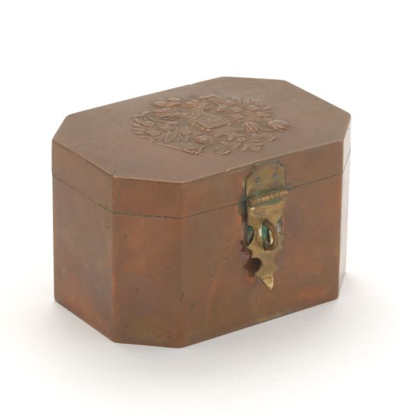 Appraisal: RUSSIAN COPPER AND TIN TEA CADDY WITH IMPERIAL COAT-OF-ARMS x