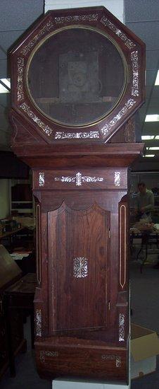 Appraisal: A William IV rosewood case for a wall clock the